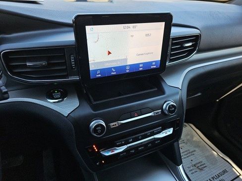 Used 2020 Ford Explorer XLT w/ Equipment Group 202A image 22