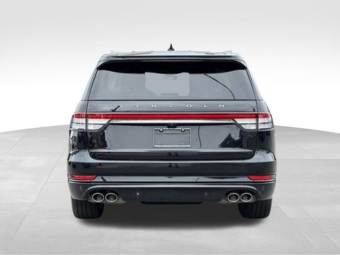 Used 2023 Lincoln Aviator Grand Touring w/ Equipment Group 301A AWD/4WD image 6