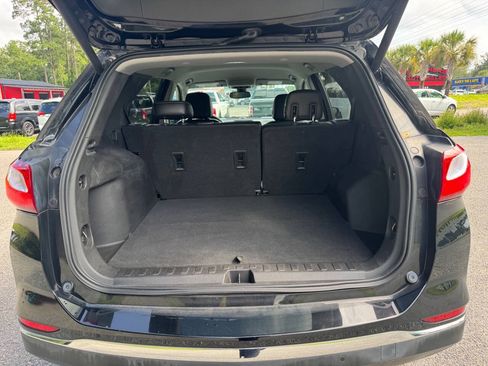 Used 2020 Chevrolet Equinox LT w/ Midnight Edition FWD image 12