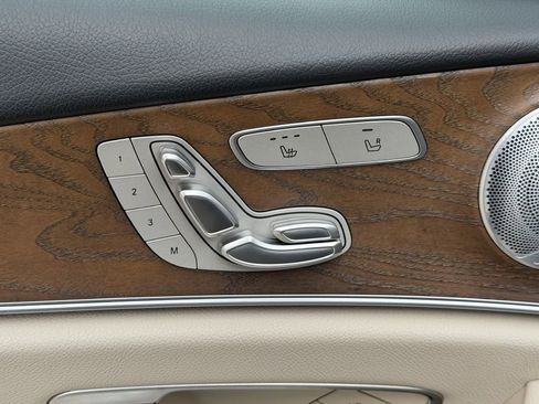 Used 2020 Mercedes-Benz E 350 4MATIC Sedan image 23