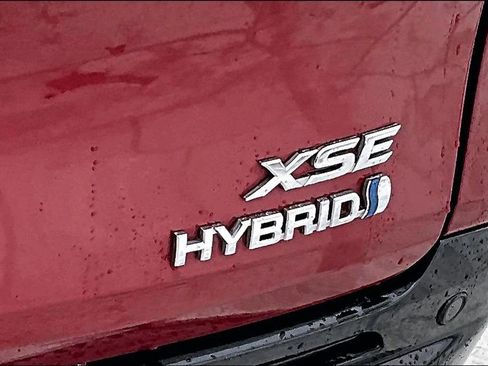 Certified 2022 Toyota Sienna XSE image 21