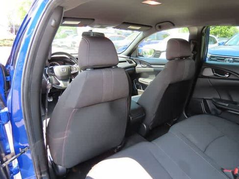 Used 2018 Honda Civic Sport image 15