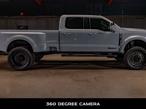 Used 2025 Ford F450 Lariat w/ FX4 Off-Road Package AWD/4WD image 10