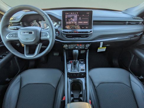 New 2026 Jeep Compass Latitude AWD/4WD image 14