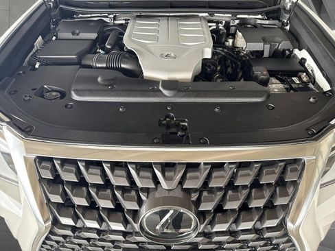 Certified 2020 Lexus GX 460 Luxury w/ Accessory Package image 26