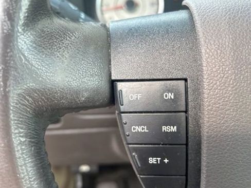 Used 2009 Ford Taurus Limited image 19