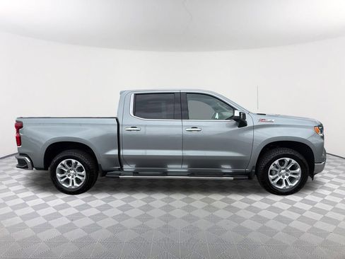 Used 2025 Chevrolet Silverado 1500 LTZ AWD/4WD image 4