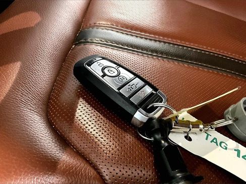 Used 2022 Ford F350 King Ranch w/ Chrome Package image 19