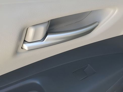 Used 2021 Toyota Corolla LE w/ LE Premium Package image 45