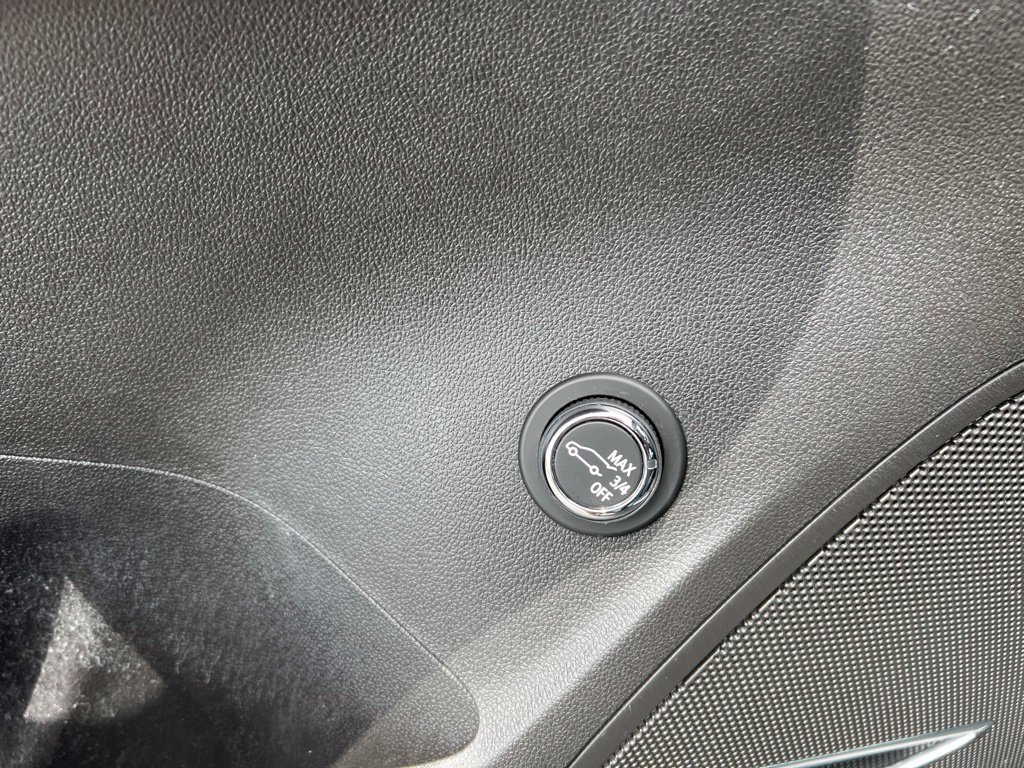 Used 2023 Buick Envision Avenir FWD image 9