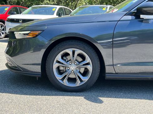 Used 2024 Honda Accord EX image 12