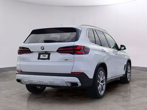 Used 2024 BMW X5 xDrive40i w/ Parking Assistance Package AWD/4WD image 7