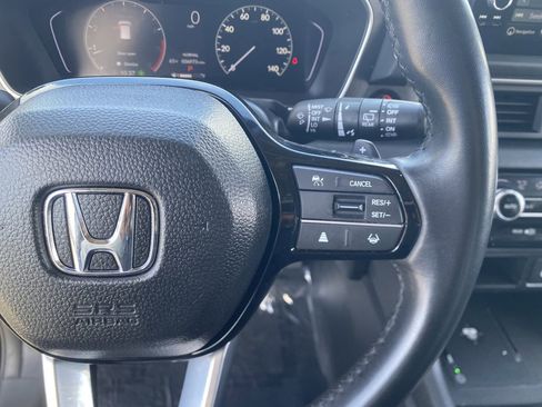 Certified 2024 Honda Pilot Touring image 23