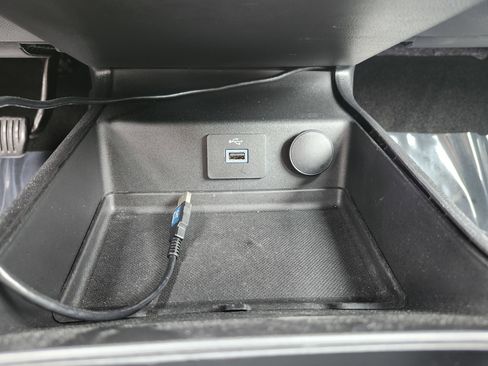 Used 2020 Ford Fusion S FWD image 8