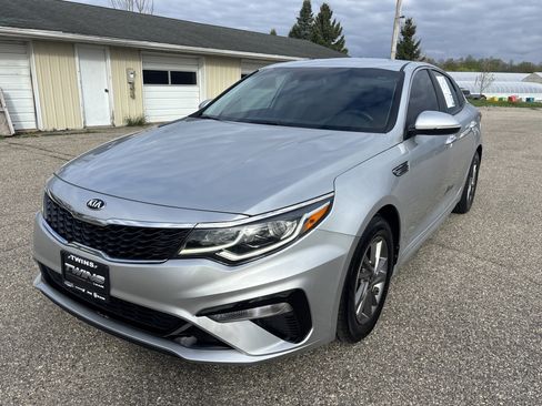 Used 2020 Kia Optima LX FWD image 12