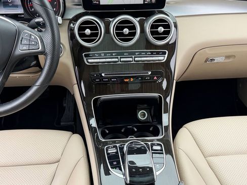 Used 2018 Mercedes-Benz GLC 300 GLC 300 image 13