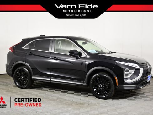 Used 2023 Mitsubishi Eclipse Cross LE AWD/4WD image 1