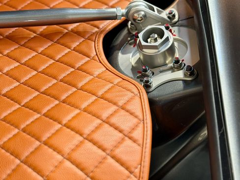 Used 1989 Porsche 911 Carrera 4 image 78