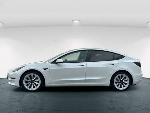 Used 2022 Tesla Model 3 Long Range image 4