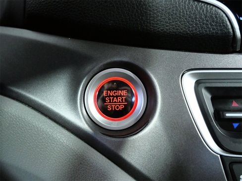 Used 2022 Honda Pilot Special Edition image 24