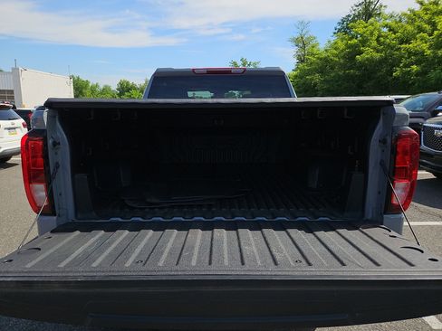 Used 2024 GMC Sierra 1500 Elevation AWD/4WD image 29