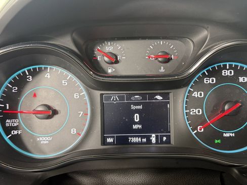 Used 2017 Chevrolet Cruze LS image 17