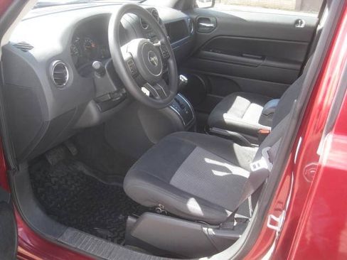 Used 2014 Jeep Patriot Sport w/ Power Value Group AWD/4WD image 14
