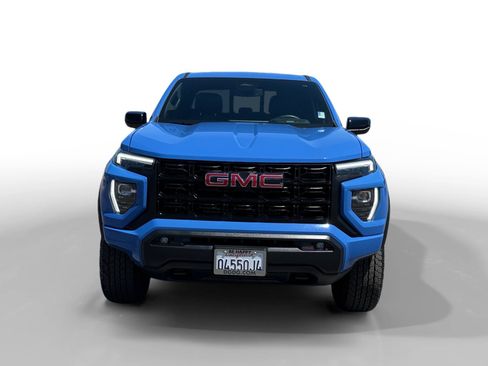 Used 2025 GMC Canyon Elevation w/ Convenience Package AWD/4WD image 8
