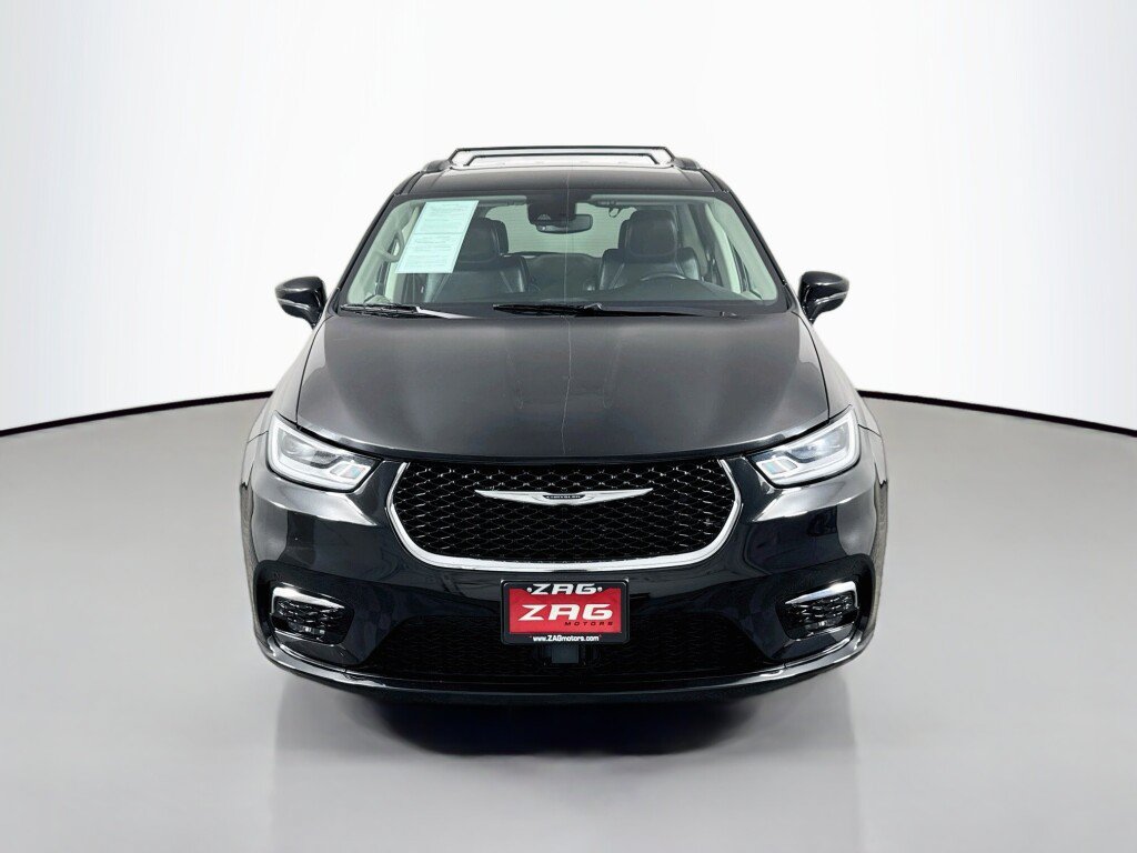Used 2021 Chrysler Pacifica Touring-L FWD image 8