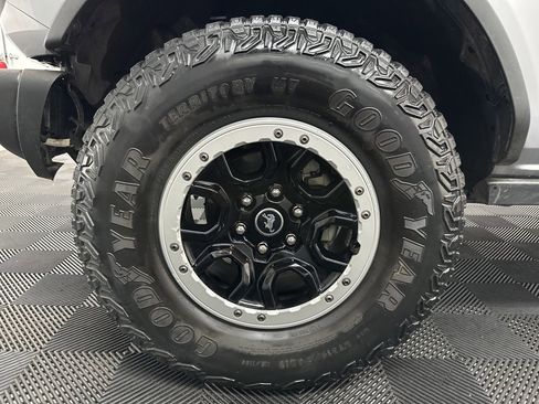 Used 2022 Ford Bronco Big Bend w/ Sasquatch Package image 42