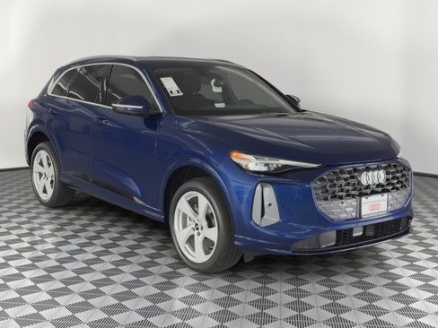 New 2026 Audi Q5 Premium AWD/4WD image 7