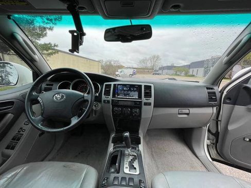 Used 2007 Toyota 4Runner Limited image 31