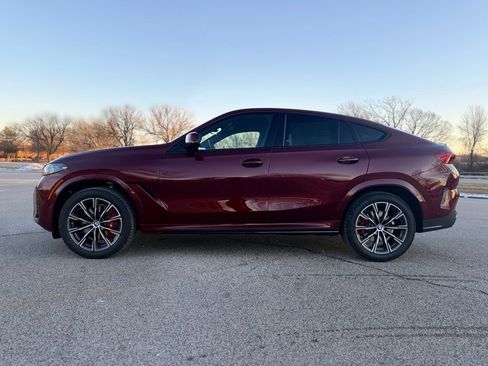 New 2026 BMW X6 xDrive40i image 3