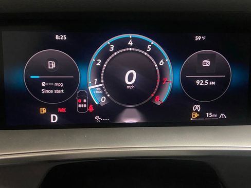 New 2026 Volkswagen Tiguan SE image 11