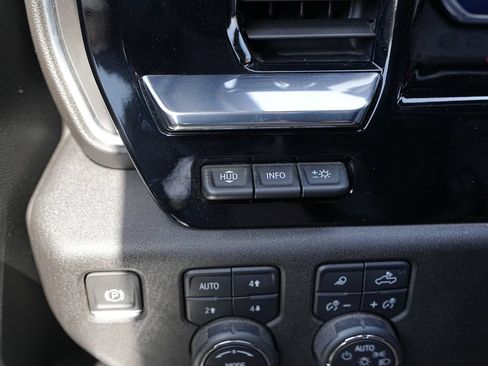 Used 2024 Chevrolet Silverado 1500 High Country w/ High Country Premium Package AWD/4WD image 38