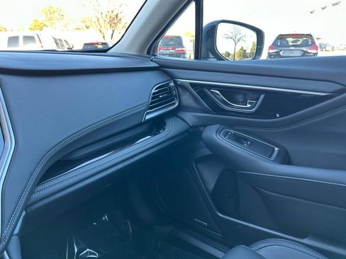 Used 2025 Subaru Outback Limited w/ Popular Package #2 image 19