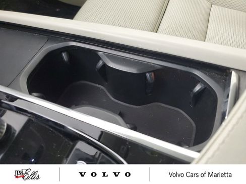 Used 2022 Volvo XC90 T6 Inscription w/ Advanced Package AWD/4WD image 32