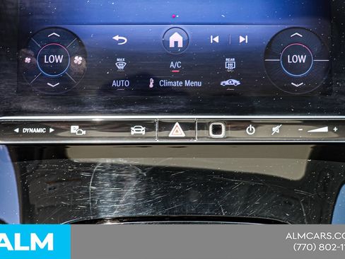 Used 2025 Mercedes-Benz C 300 Sedan image 31