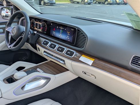 New 2026 Mercedes-Benz GLE 450 4MATIC image 35