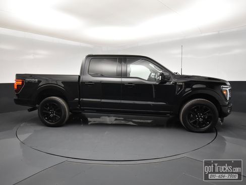 Used 2025 Ford F150 Platinum w/ FX4 Off-Road Package AWD/4WD image 53