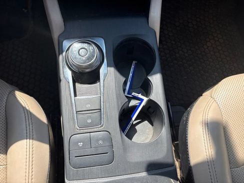 Used 2020 Ford Escape SEL AWD/4WD image 19