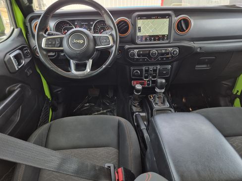 Used 2021 Jeep Gladiator Mojave AWD/4WD image 15