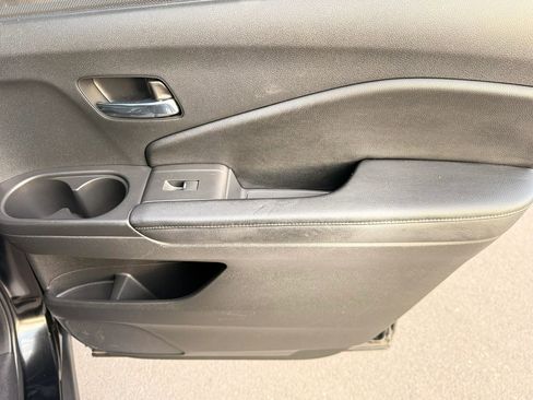 Used 2021 Honda Pilot Elite image 21