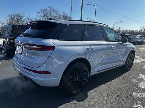 Certified 2025 Lincoln Corsair Reserve w/ Jet Appearance Package image 5