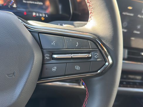 Used 2026 Chevrolet Equinox RS image 33