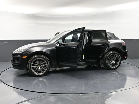 Certified 2023 Porsche Macan Turbo image 35