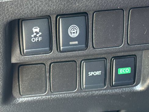 Used 2021 Nissan Rogue Sport S FWD image 20