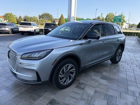 Used 2024 Lincoln Corsair FWD image 6