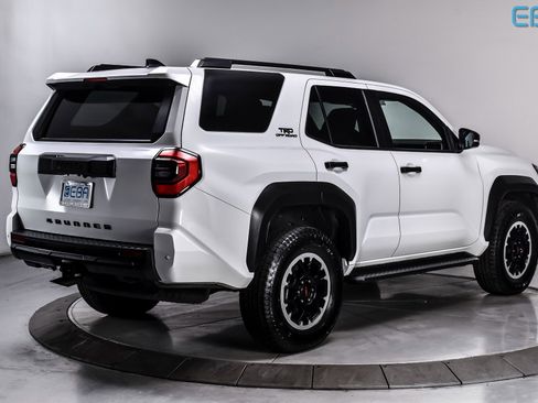 Used 2025 Toyota 4Runner TRD Off-Road image 6