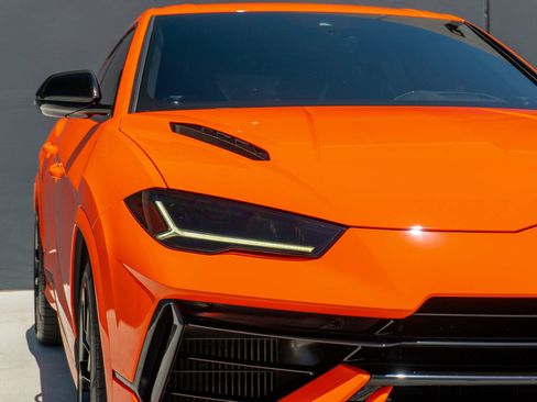 Used 2023 Lamborghini Urus S AWD/4WD image 26